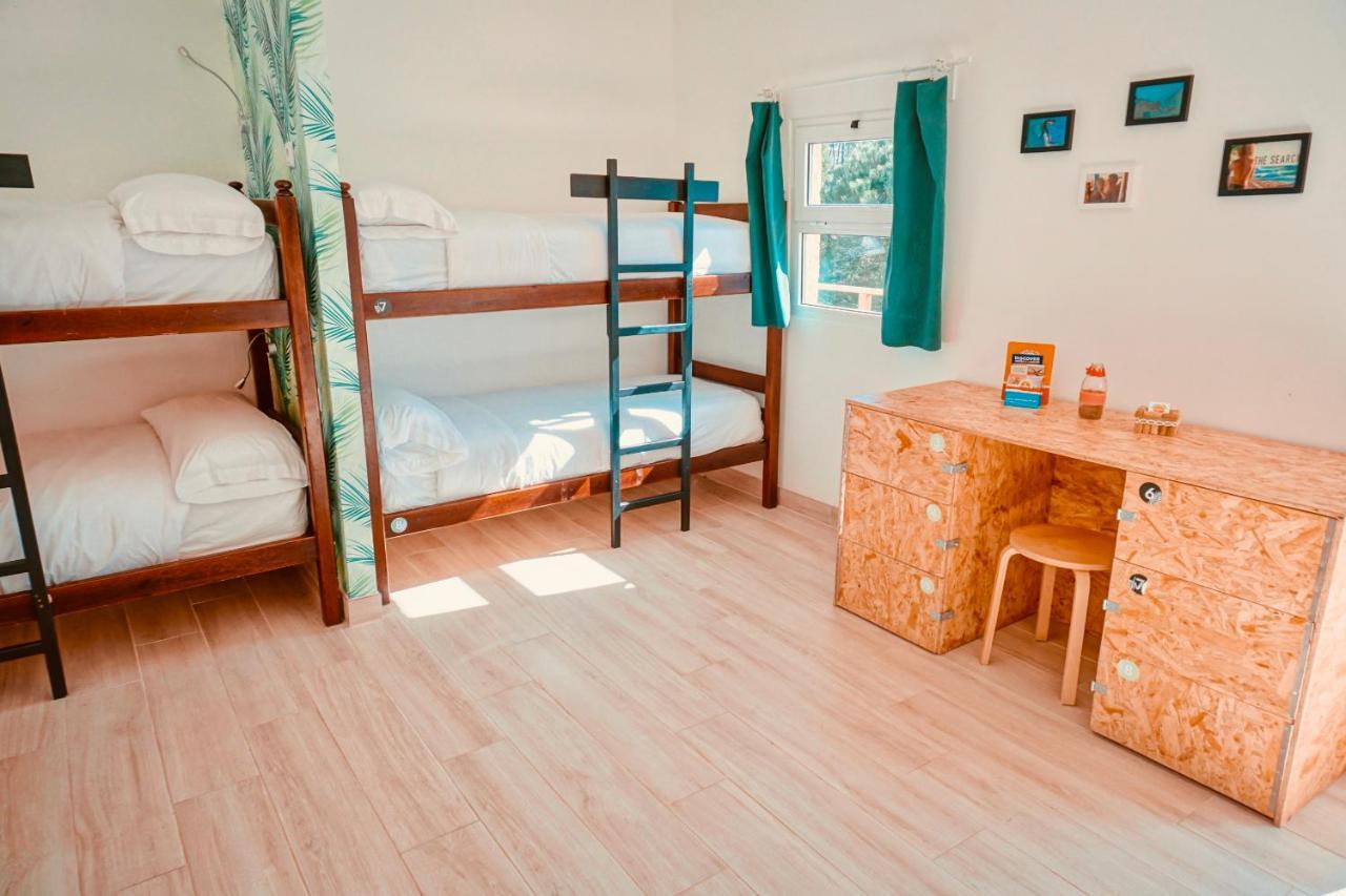 Oasis Backpackers Hostel Sintra Surf Colares Exterior foto